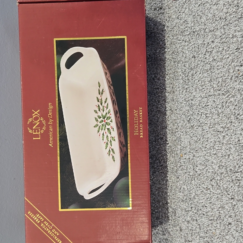 Lenox American By Design Holiday Bread Basket Holly And Ivy